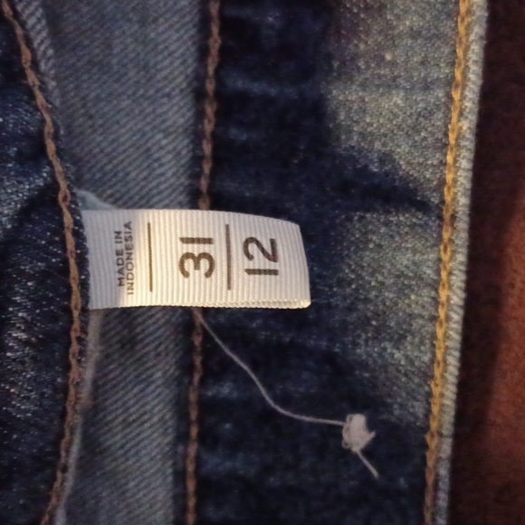 LOFT, WOMENS SHORTS, SIZE 31/12 - Picture 6 of 9